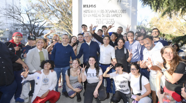 Kicillof participó de la marcha por el 49° aniversario de la Noche de los Lápices