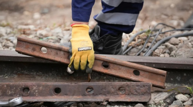 Despidos "por goteo": la crisis golpea fuerte también a grandes empresas