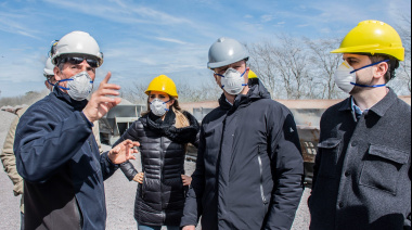 El intendente Wesner visitó Galasur y Bolsas Olavarría junto a la diputada Julia Strada