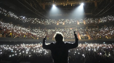 Con tono de rockstar, Milei relanzó la campaña y desafió al kirchnerismo