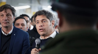 Kicillof sobre el acto de Milei: "Hay que resaltar el grado de locura que esto implica"