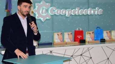 Con una cena para 400 personas, Coopelectric respaldó la candidatura de Ezequiel Galli