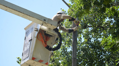 El Municipio continúa con la instalación de luminarias LED en distintos puntos del Partido