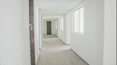 El intendente Maximiliano Wesner recorrió la obra de ampliación de la Escuela N° 57