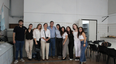 Se concretó la charla “Acompañar el final de la vida” en la Facultad de Salud