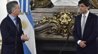 Macri tomó juramento a Hernán Lacunza: sin anuncios, el dólar en alza y aumenta el riesgo país
