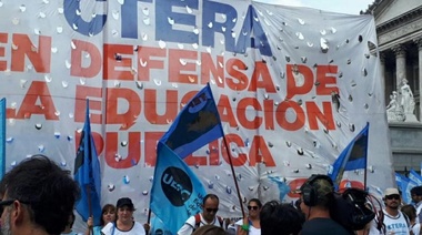 Docentes nucleados en CTERA convocaron a un paro para este viernes