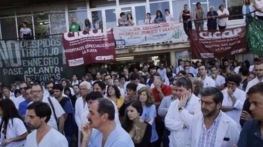 Médicos bonaerenses denuncian el deterioro de la salud pública durante la gestión de Vidal y le pide a Kicillof que lo revierta