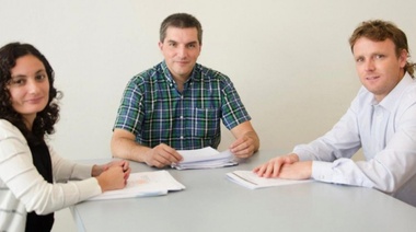 Contadores y profesionales brindan asesoramiento para Pymes y comerciantes