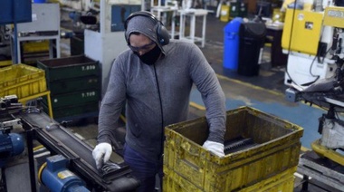 La Provincia oficializó el programa de ayuda económica a pymes para pago de sueldos