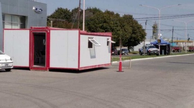 El Municipio desarmó el arco sanitario y la cabina de la avenida Pringles