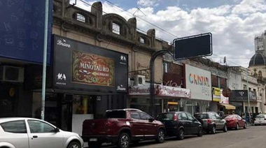 La agrupación local Comerciantes Unidos junta firmas en busca de “un alivio para el sector comercial”