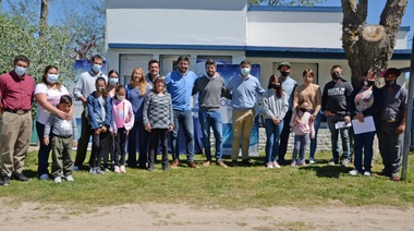 Entrega de lotes en Santa Luisa
