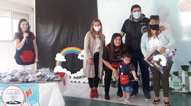 Se llevaron a cabo los egresos en el Jardín Maternal “Los niños primero” y “Piruetas”