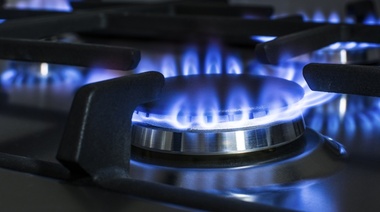 El gobierno promueve una suba del 30% para las facturas de gas