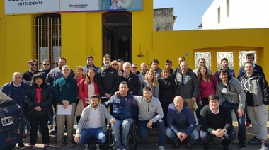 Galli encabezó el timbreo de Cambiemos en la ciudad