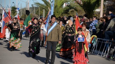 Se convoca a instituciones para participar del desfile del 25 de Mayo