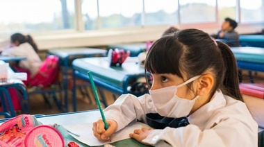La Provincia recomendó usar barbijos en lugares cerrados, incluso en la escuela o en el trabajo