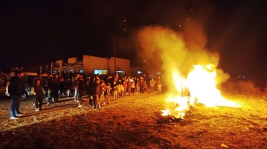 Se realizó la noche de San Juan en el barrio El Progreso
