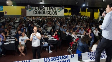 "Encuentro por la Unidad": El peronismo de Olavarría colmó el Club El Fortín