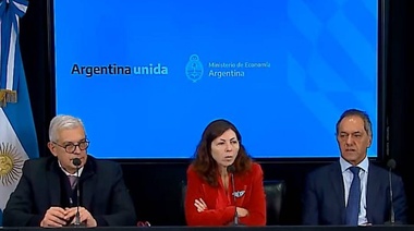 Castagneto a AFIP, Batakis al Banco Nación, Scioli vuelve a Brasil y renunció Domínguez