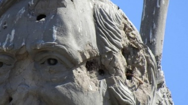 Vandalizaron un monumento al expresidente Néstor Kirchner