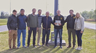 Concejales de Juntos entregaron un reconocimiento a Estrellas Amarillas Olavarría