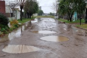 Solicitan mantenimiento en calles de Sierra Chica afectadas por la lluvia