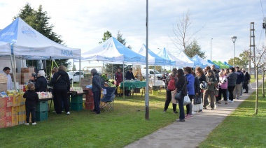 Se desarrolla una nueva edición de Mercados Bonaerenses en el Parque Avellaneda