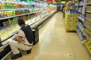 Crecieron 8,9% las ventas en los supermercados, pero cayeron 2,9% en los mayoristas