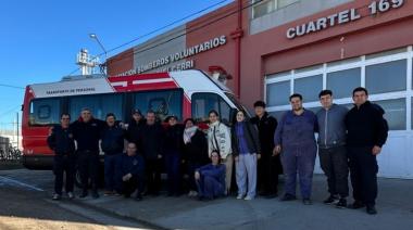 Bomberos de Olavarría reacondicionaron una unidad para General Cerri