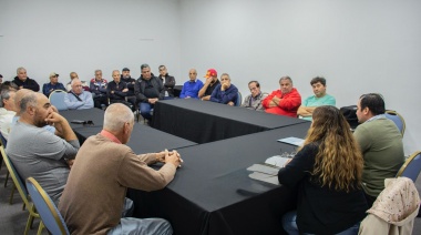 El Municipio se reunió con un importante número de taxistas
