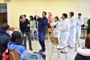 Estudiantes secundarios se preparan para vivir Sociales en Acción 2025
