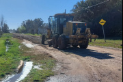 El Municipio lleva a cabo trabajos de mantenimiento y reparación de calles en Espigas y Recalde