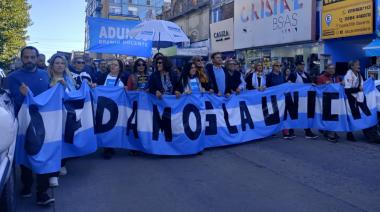 Convocatoria histórica en la Marcha Universitaria en Olavarría