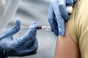Campaña de Vacunación Antigripal en Colonia Hinojo: Jornada en el CAPS 19