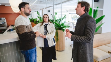 El Intendente Maximiliano Wesner visitó Estudio Colab