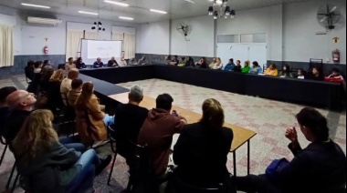 Decenas de personas se sumaron a importante Encuentro del Foro Olavarría - Frente Renovador