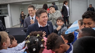 Kicillof inauguró un polo educativo con una chicana a Milei: “Esto no lo iban a hacer las fuerzas del cielo”