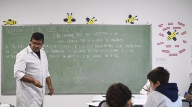 Sin acuerdo con los gremios, el Gobierno fijó por decreto el salario mínimo de los docentes