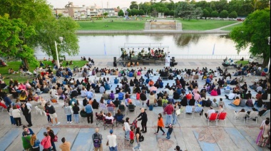 Se presentó la Banda Municipal “Hugo Bazzano” y la Big Band Regional