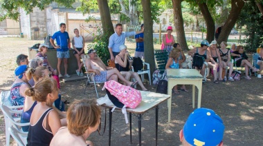 El Intendente Maximiliano Wesner visitó “Verano Dorado” en Sierras Bayas