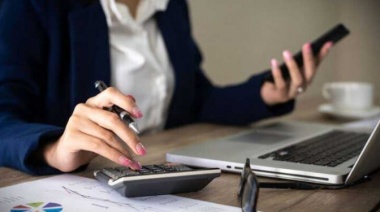 El gobierno subió el piso de ganancias a 700 mil