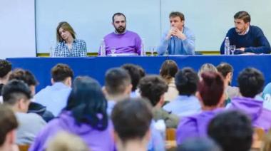 Los cuatro candidatos a intendente expondrán sus propuestas a estudiantes secundarios