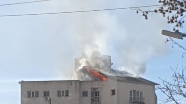 Incendio en edificio céntrico de la ciudad