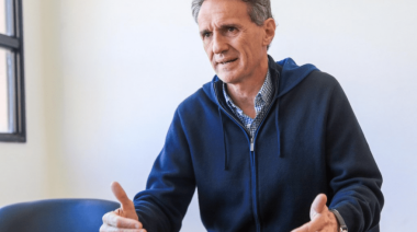 Katopodis: “Milei está destruyendo todo” y "no ha tapado un solo bache en 500 días de gestión"