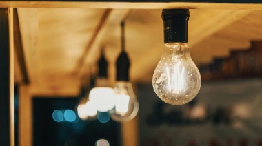 Autorizan un aumento de la luz en torno al 5% en la Provincia de Buenos Aires