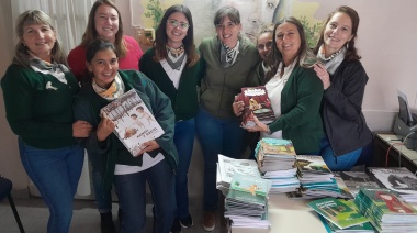 La Provincia entregó más de 10 mil libros de lectura a escuelas primarias de gestión privada