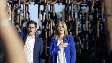 Kicillof oficializó la prórroga del Presupuesto y la Ley Impositiva, tras el rechazo legislativo