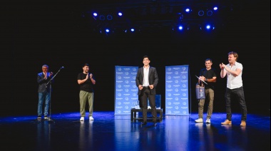 Federico Chingotto ofreció una emotiva charla abierta en el Teatro Municipal
